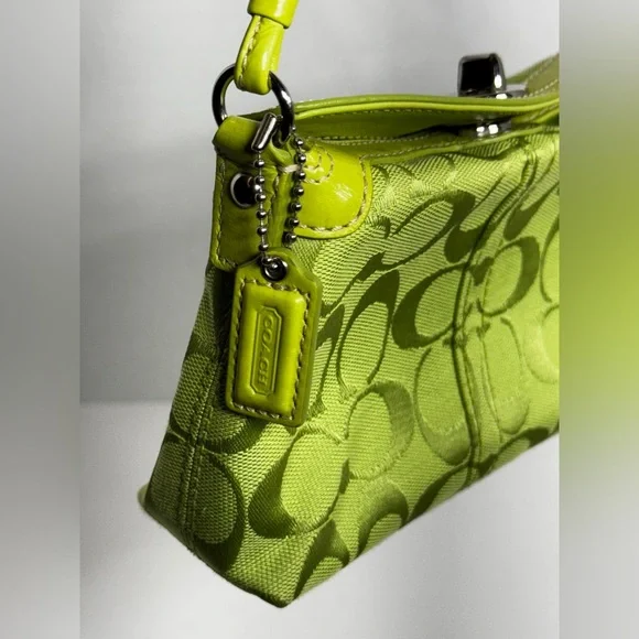 Coach Signature Lime Green Mini Convertible Shoulder/Wristlet bag - Picture 4 of 16